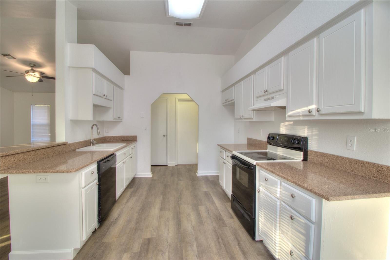 Image 6 of 21 For 26 Pecan Pass Trail