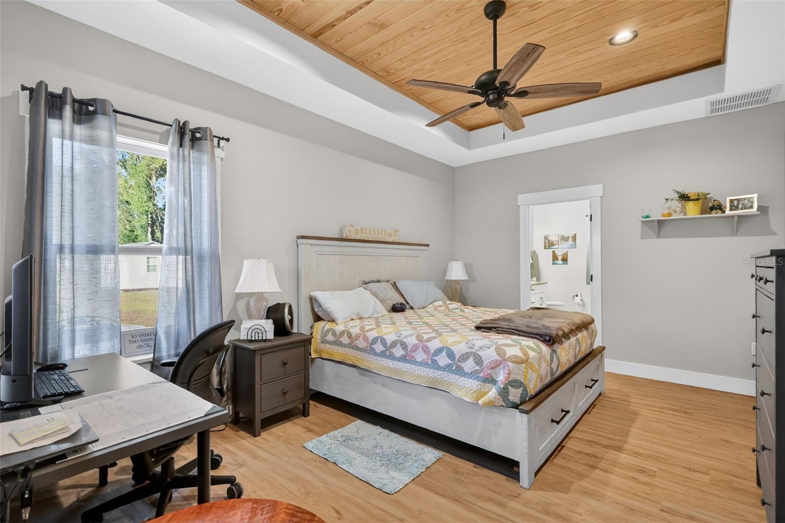 Image 12 of 30 For 2924 Cr 526  