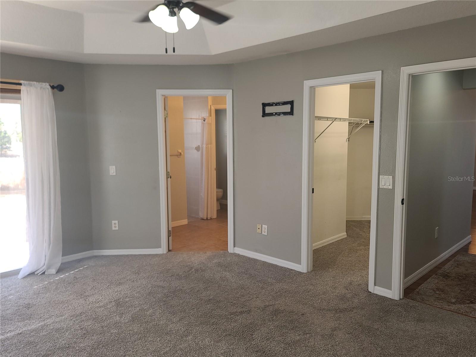 Image 31 of 48 For 6362 Walter Terrace