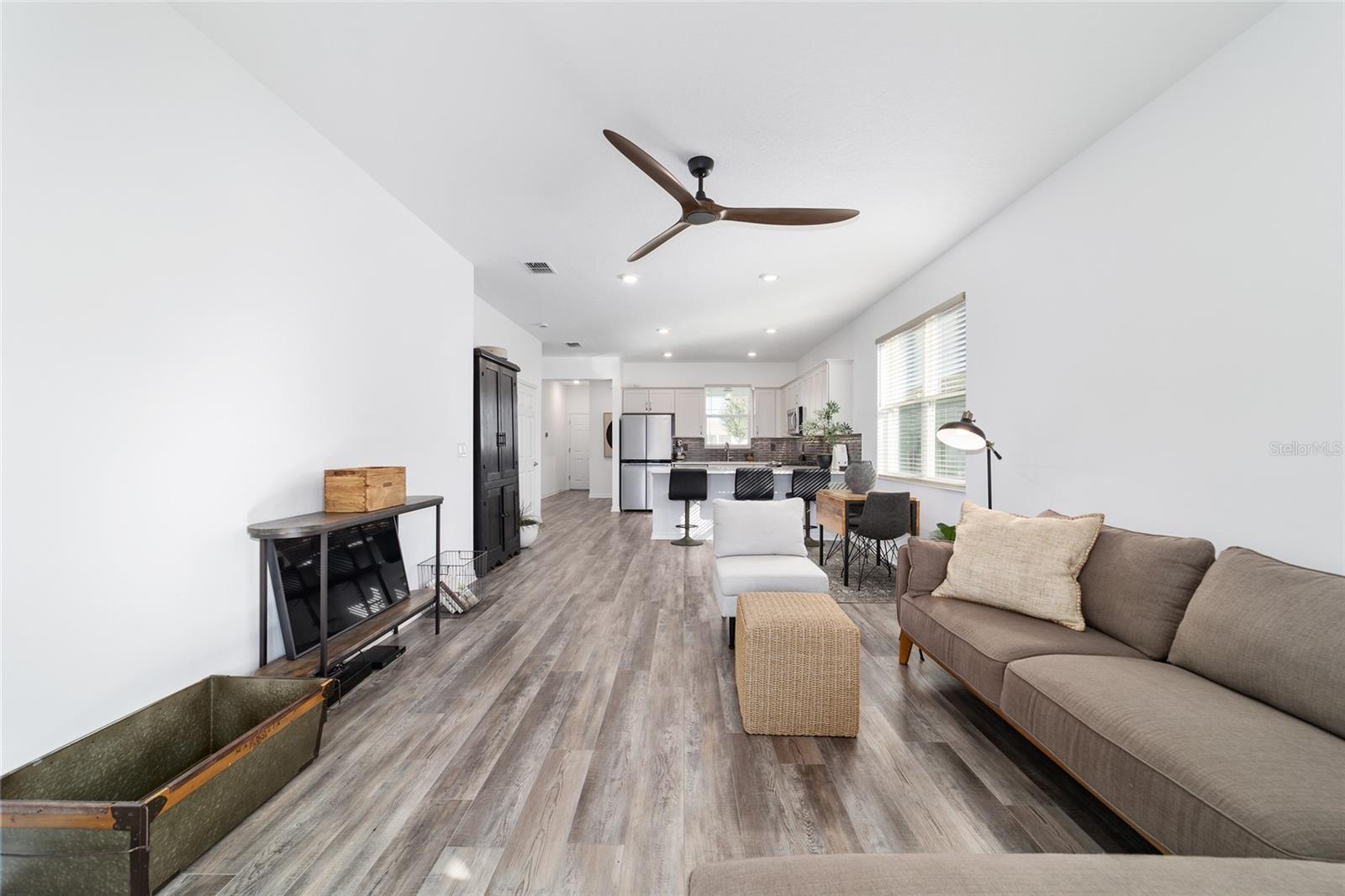 Image 17 of 48 For 8798 79th Place