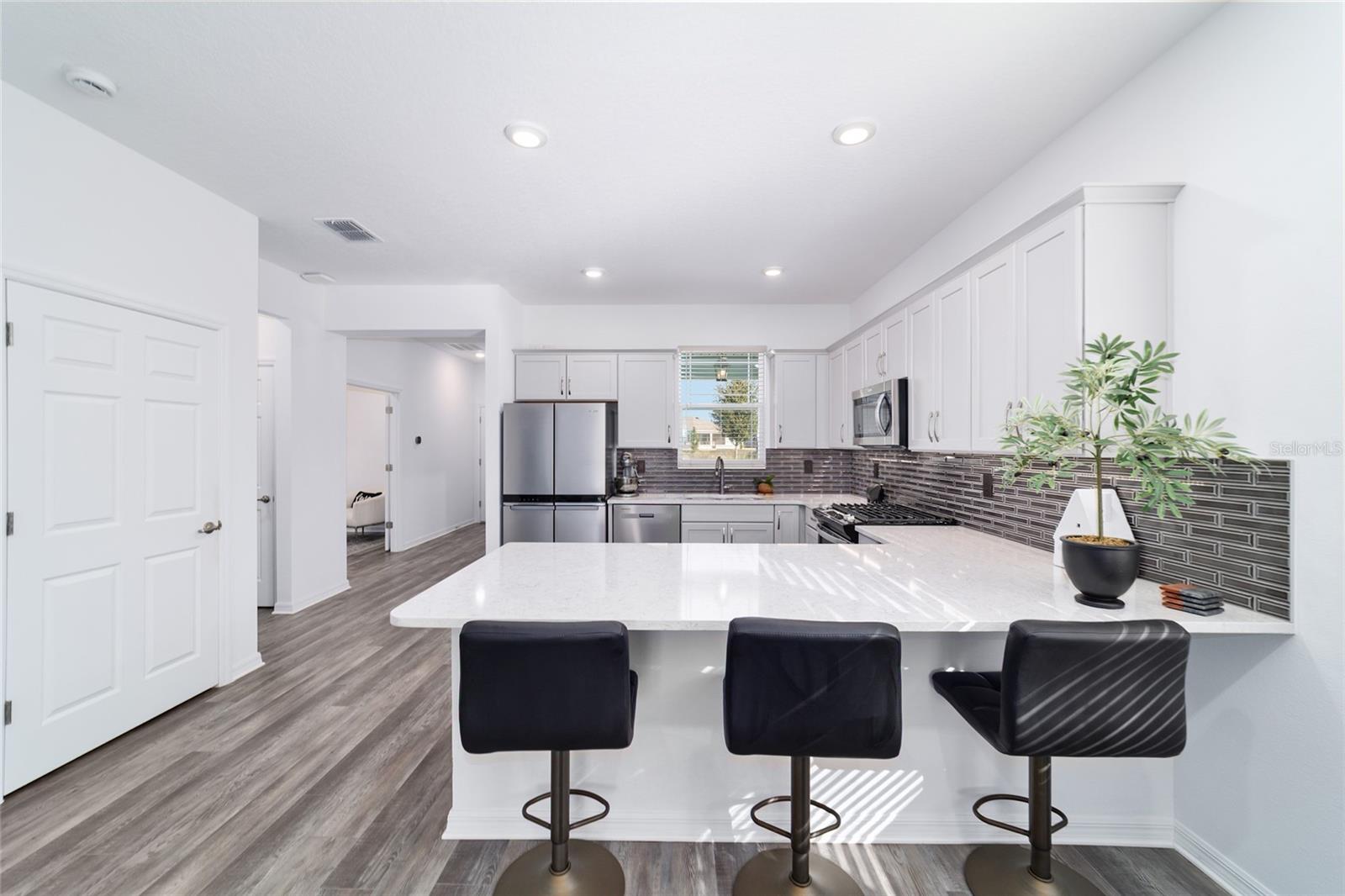 Image 24 of 48 For 8798 79th Place