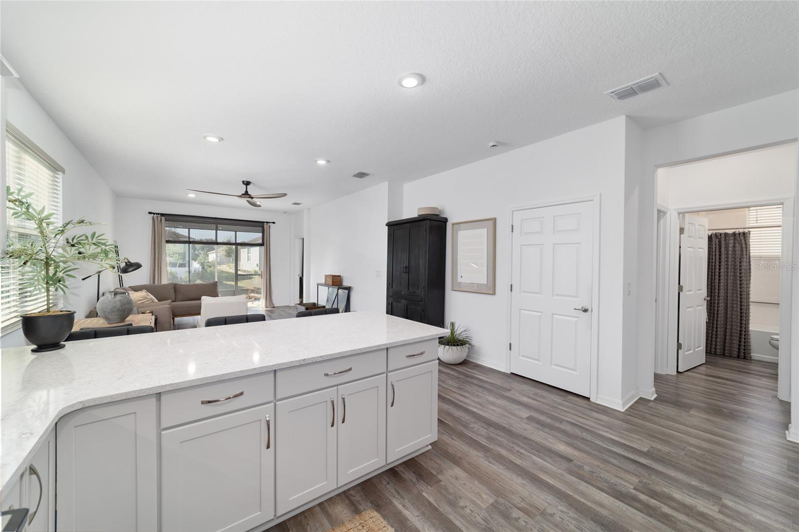 Image 28 of 48 For 8798 79th Place