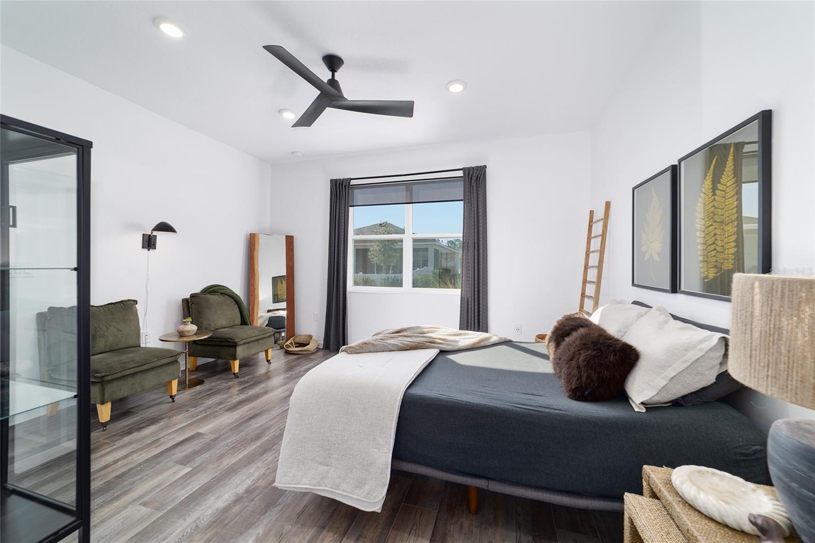 Image 32 of 48 For 8798 79th Place