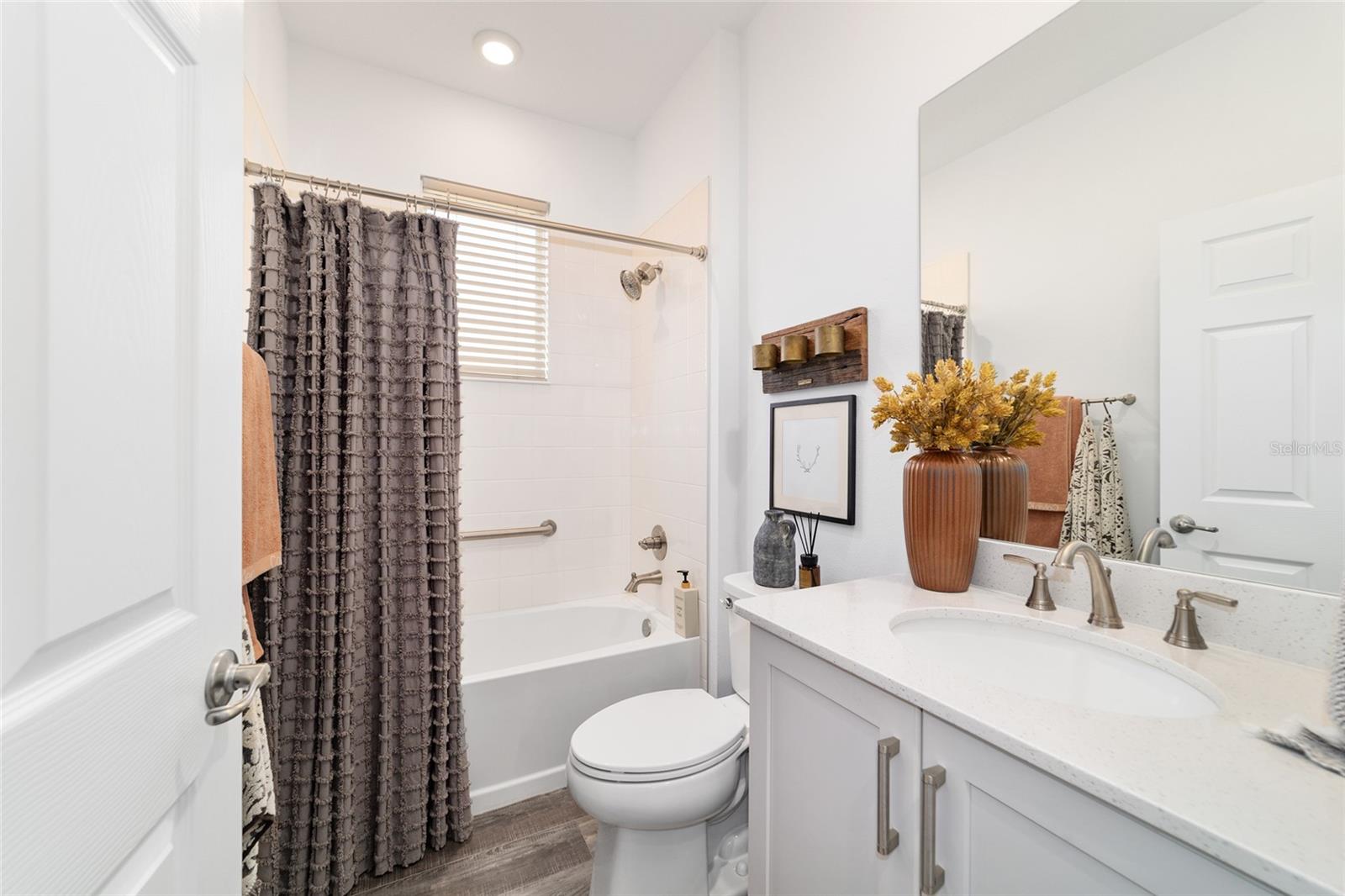 Image 40 of 48 For 8798 79th Place