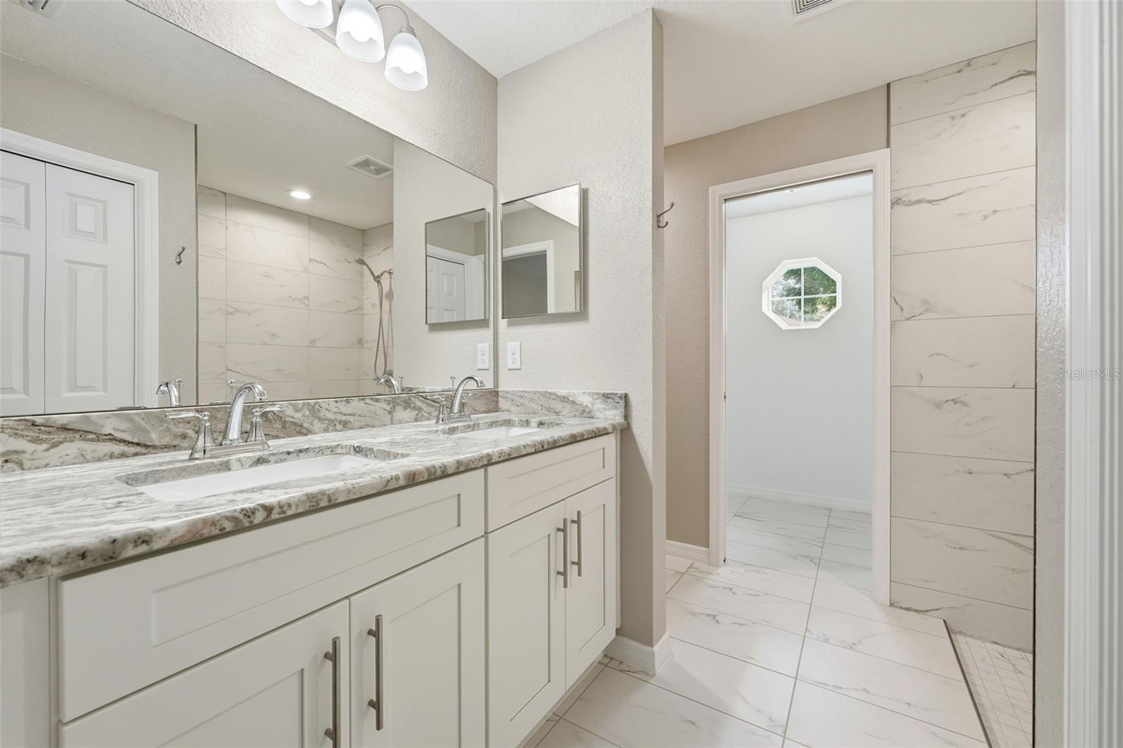 Image 16 of 51 For 10286 Gardner Way