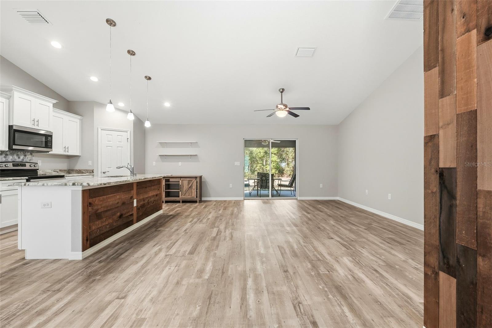 Image 29 of 51 For 10286 Gardner Way