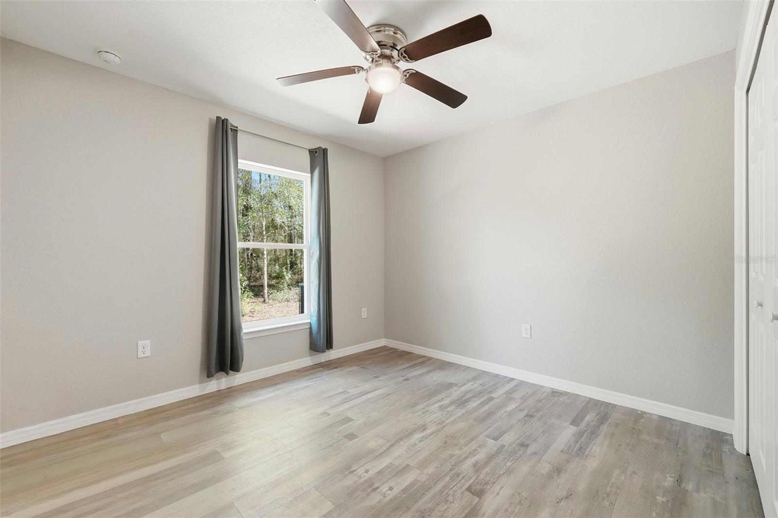 Image 5 of 51 For 10286 Gardner Way