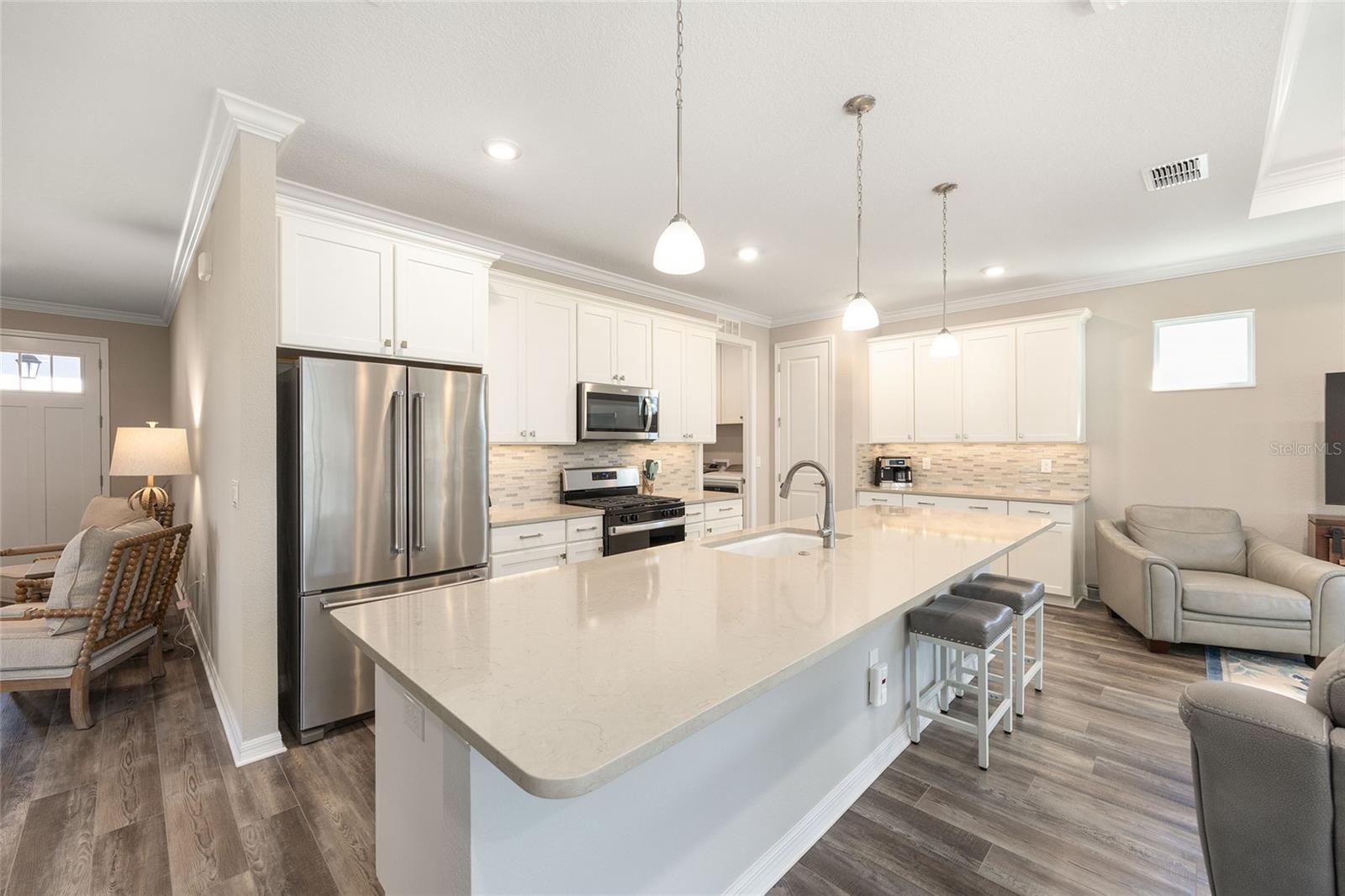 Image 18 of 46 For 10390 99th Street