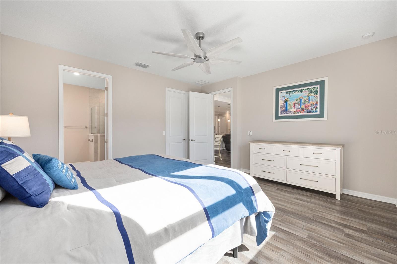 Image 33 of 46 For 10390 99th Street