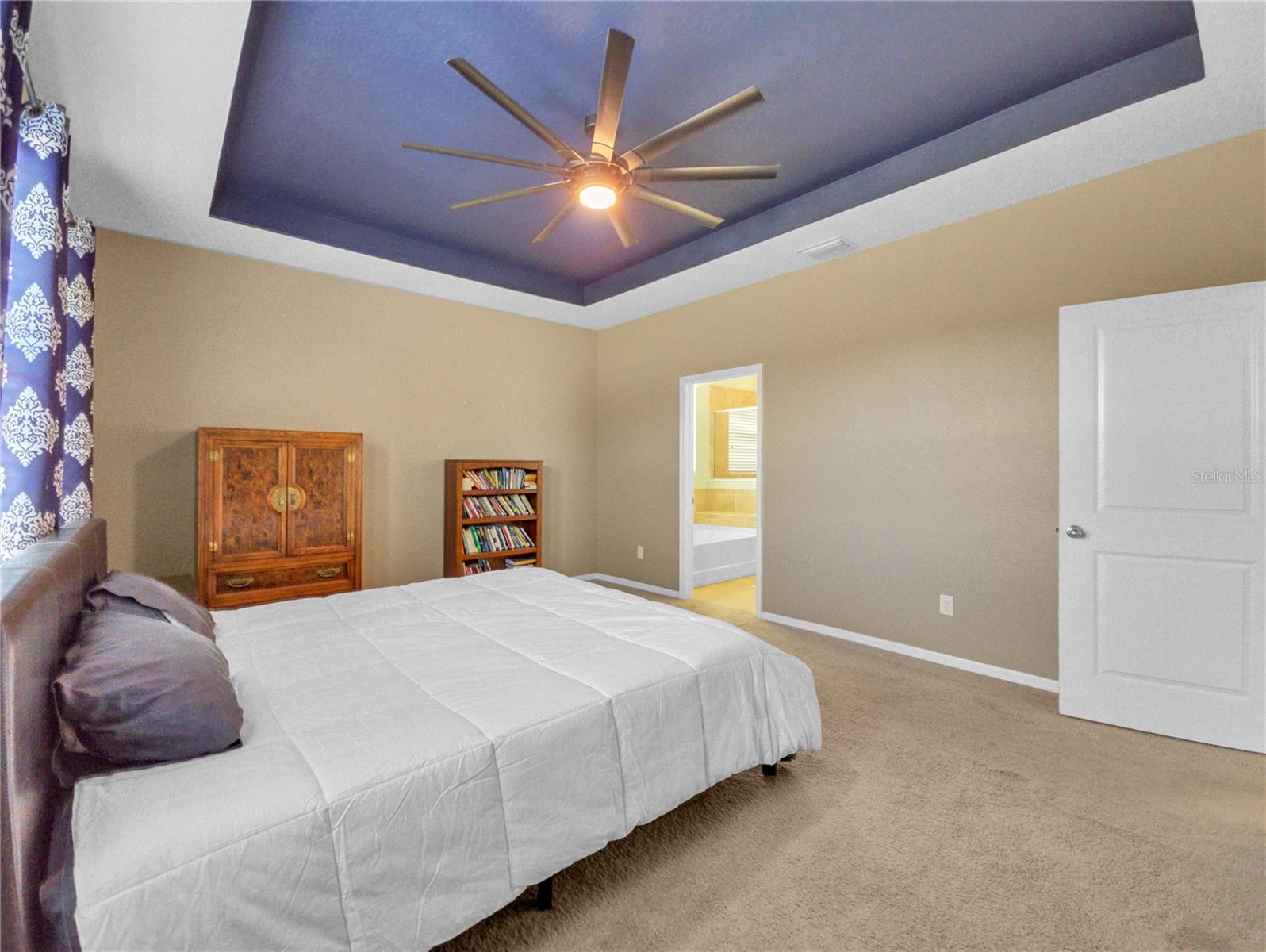 Image 28 of 42 For 5198 19th Place