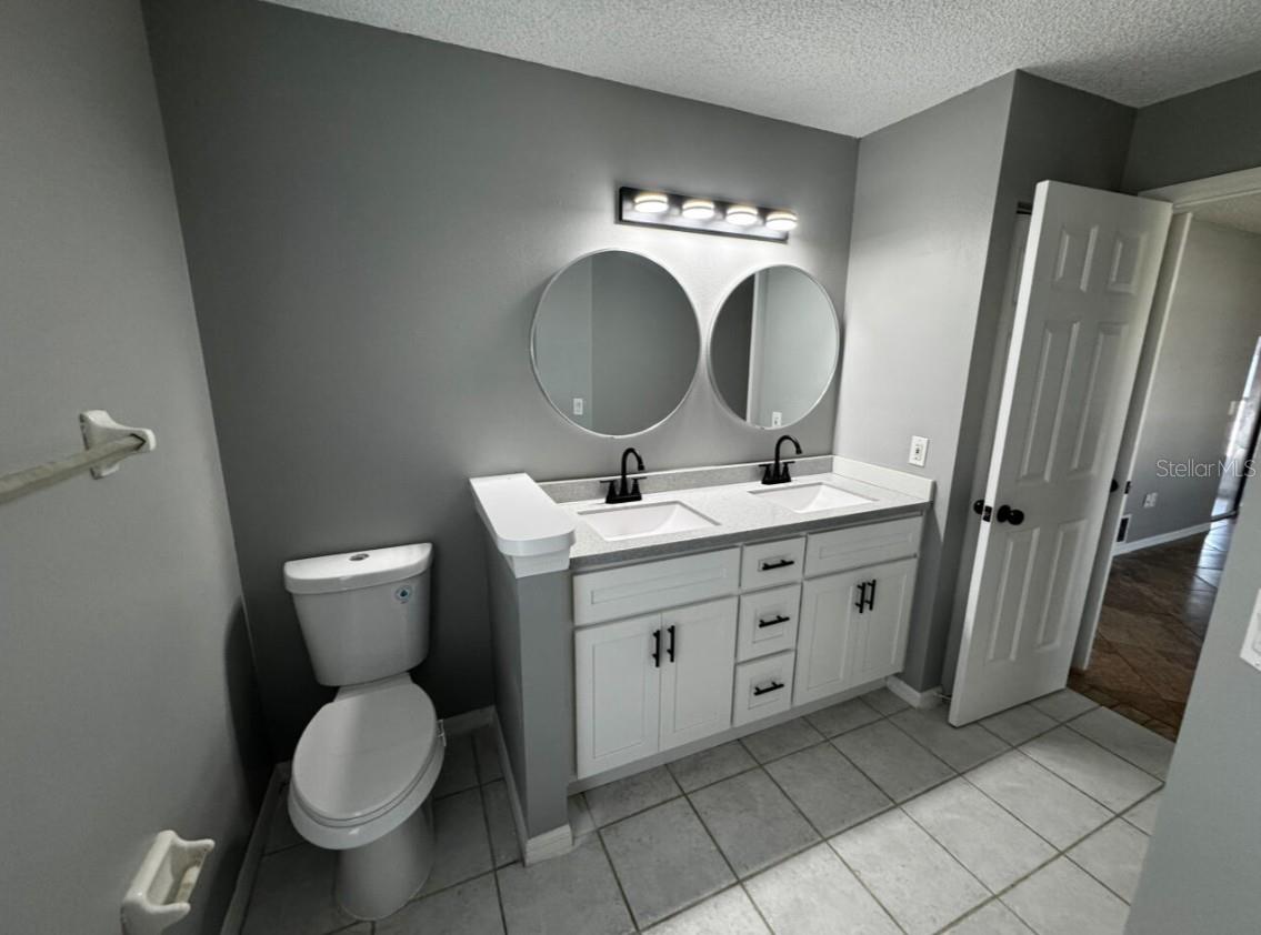 Image 7 of 18 For 7854 62nd Court