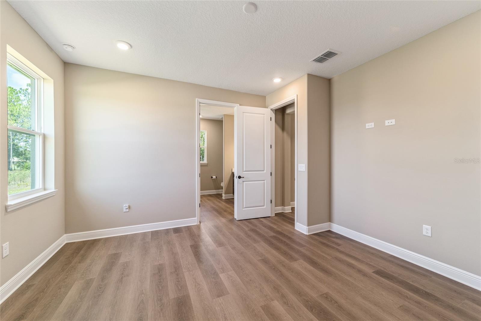 Image 53 of 75 For 10537 96th Lane Road