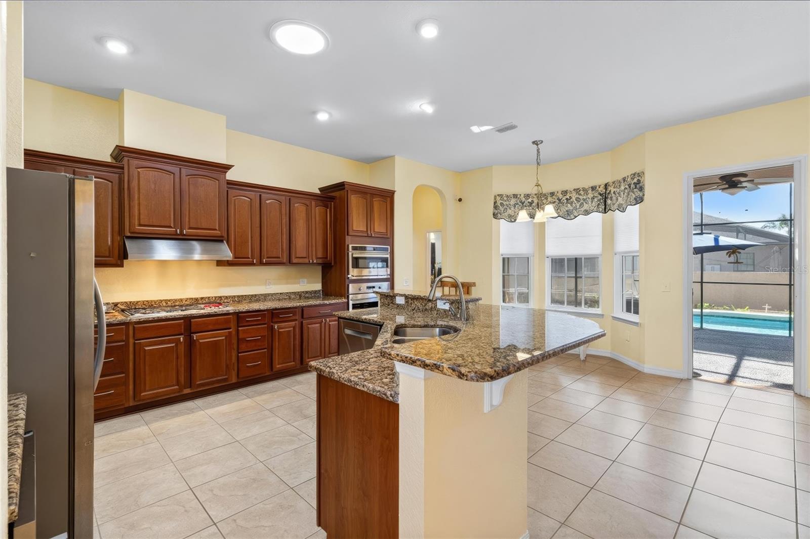 Image 12 of 64 For 10928 168th Loop