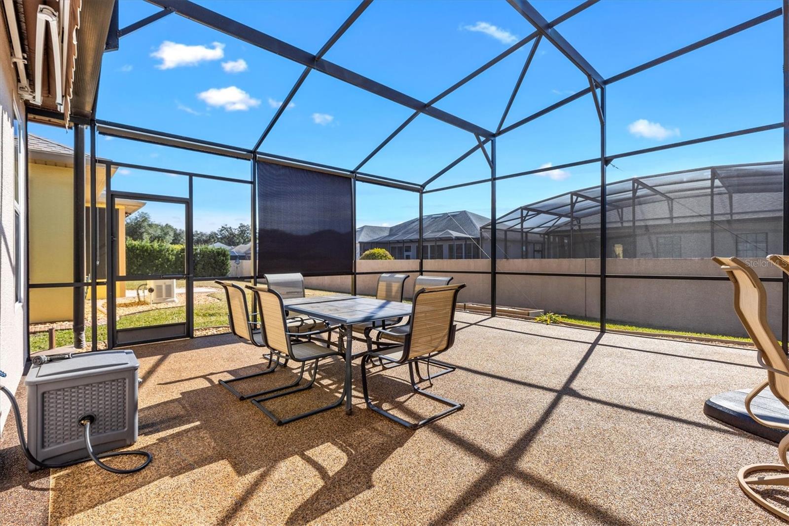 Image 27 of 64 For 10928 168th Loop