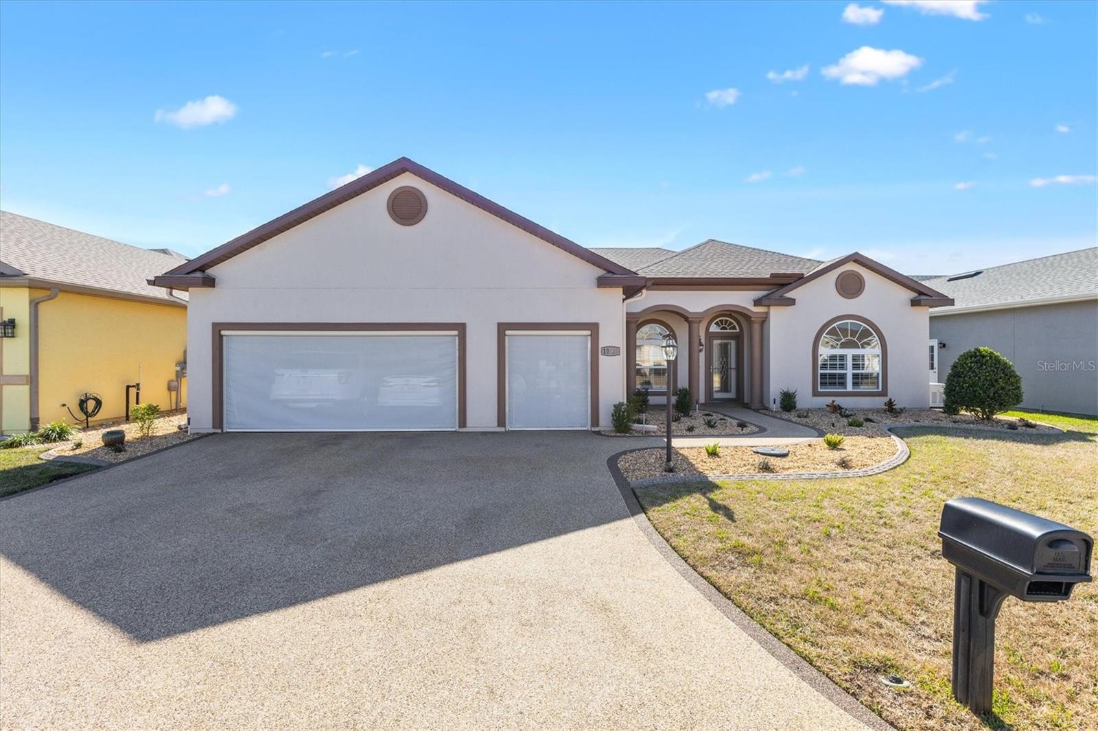 Image 4 of 64 For 10928 168th Loop