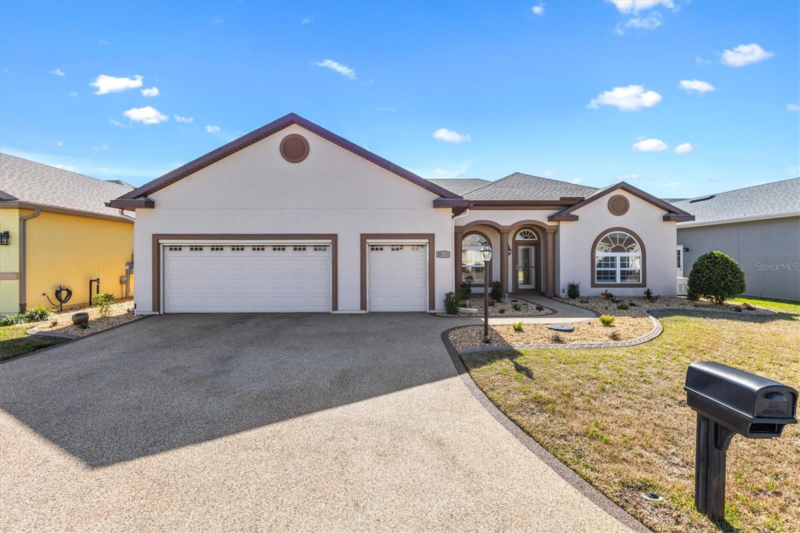 Image 46 of 64 For 10928 168th Loop