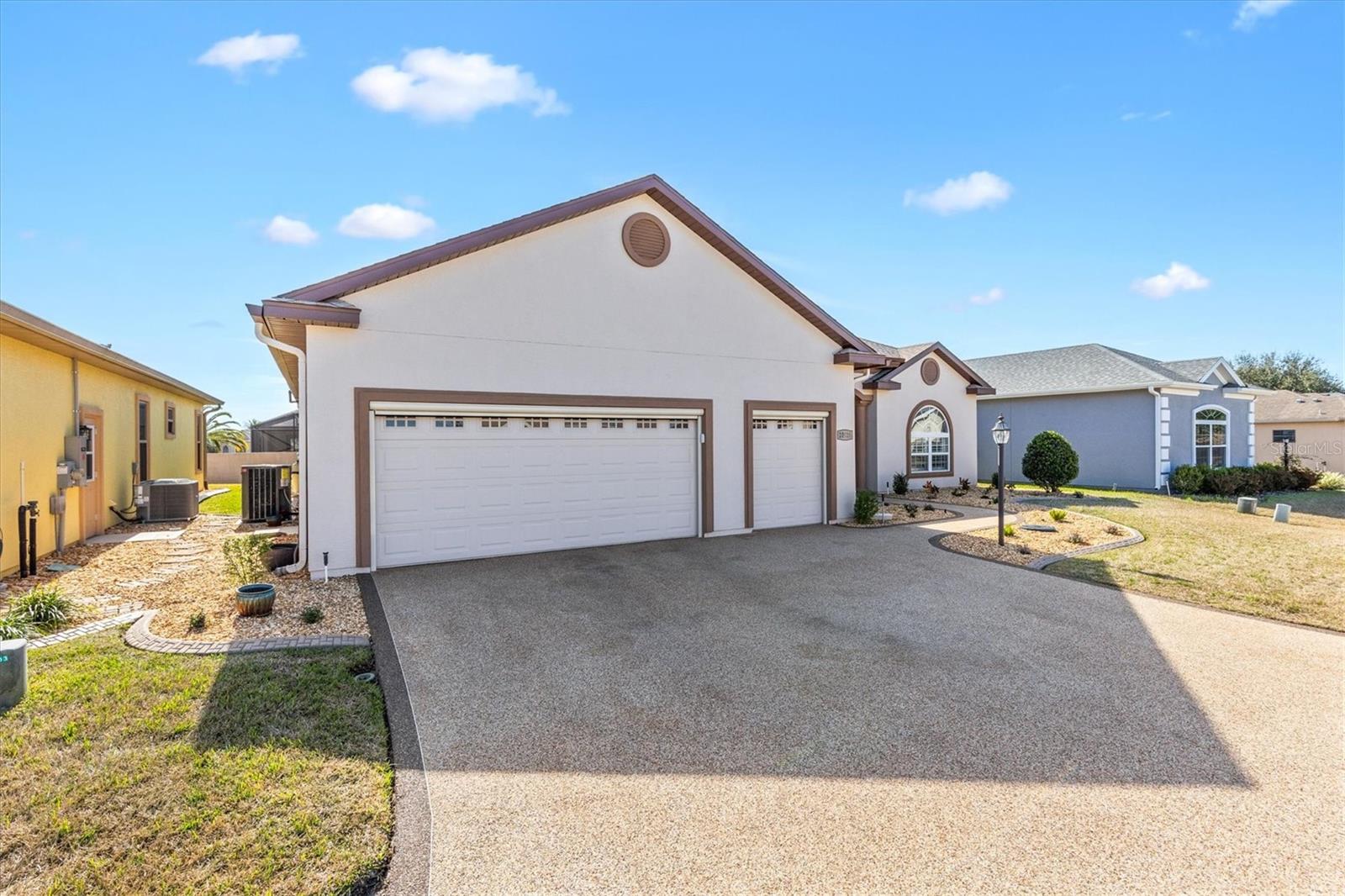 Image 47 of 64 For 10928 168th Loop