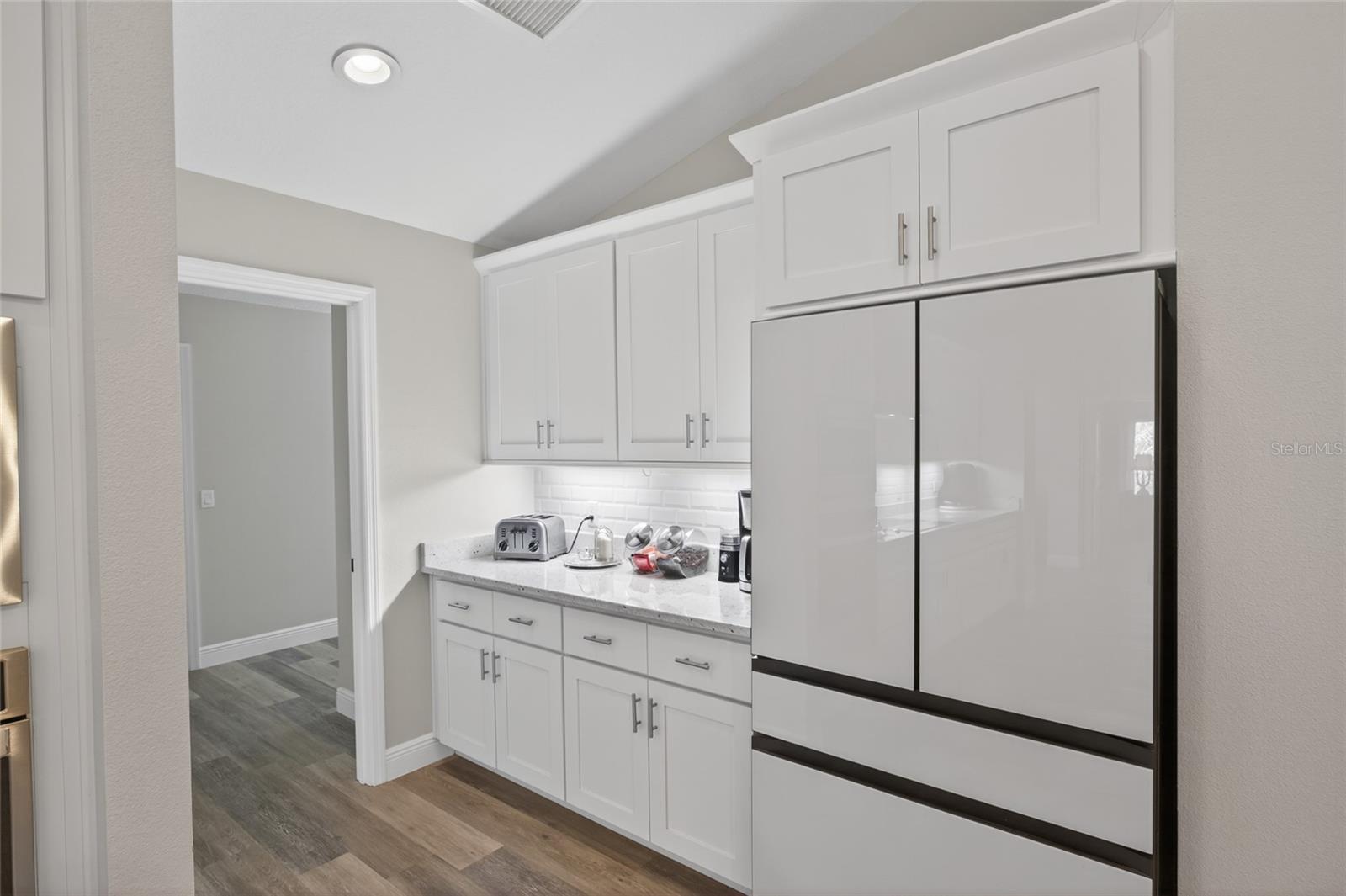 Image 15 of 34 For 10160 41st Avenue