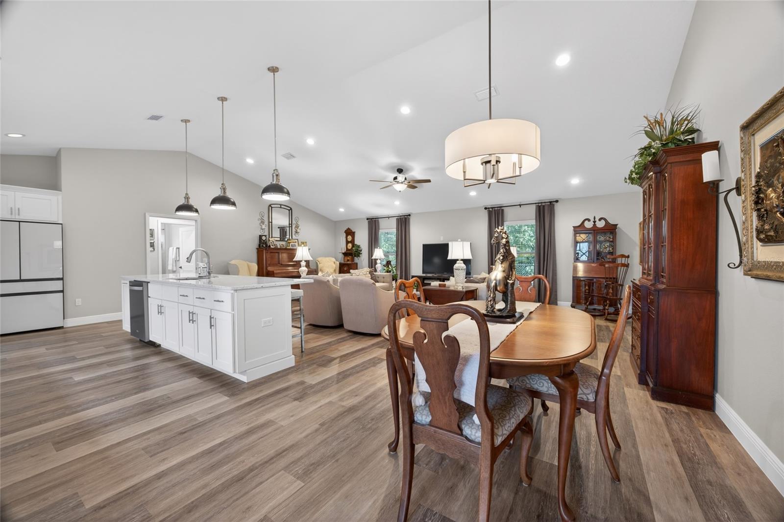 Image 25 of 34 For 10160 41st Avenue