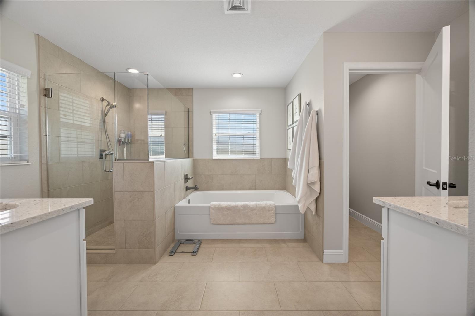 Image 29 of 34 For 10160 41st Avenue