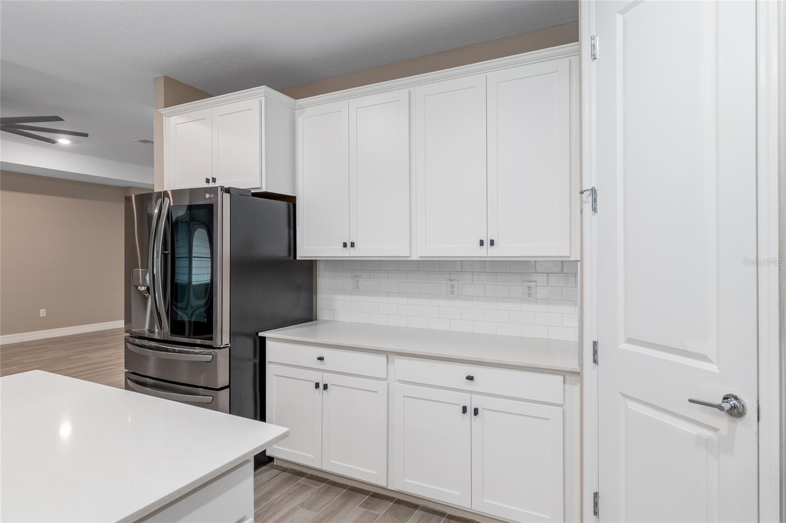 Image 20 of 75 For 4226 11 Avenue