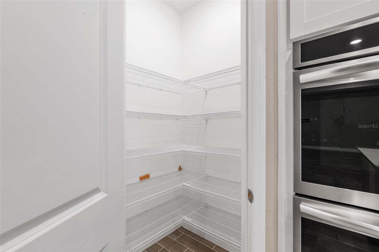 Image 22 of 75 For 4226 11 Avenue