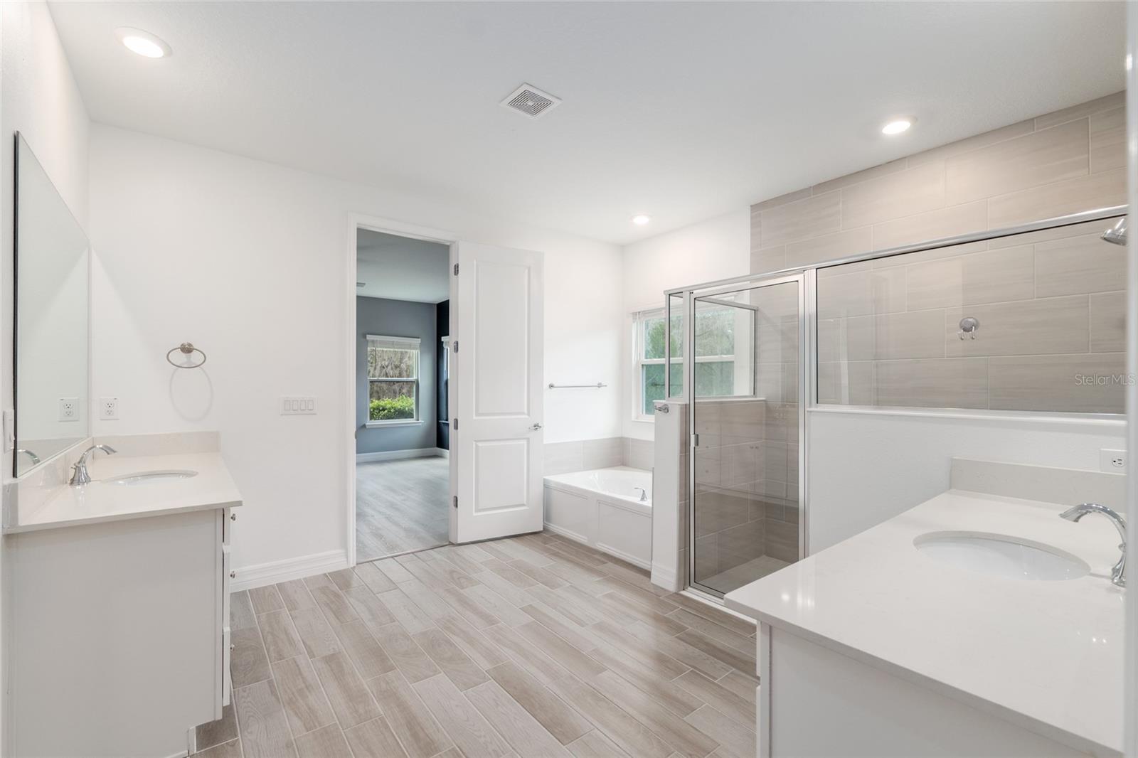 Image 31 of 75 For 4226 11 Avenue