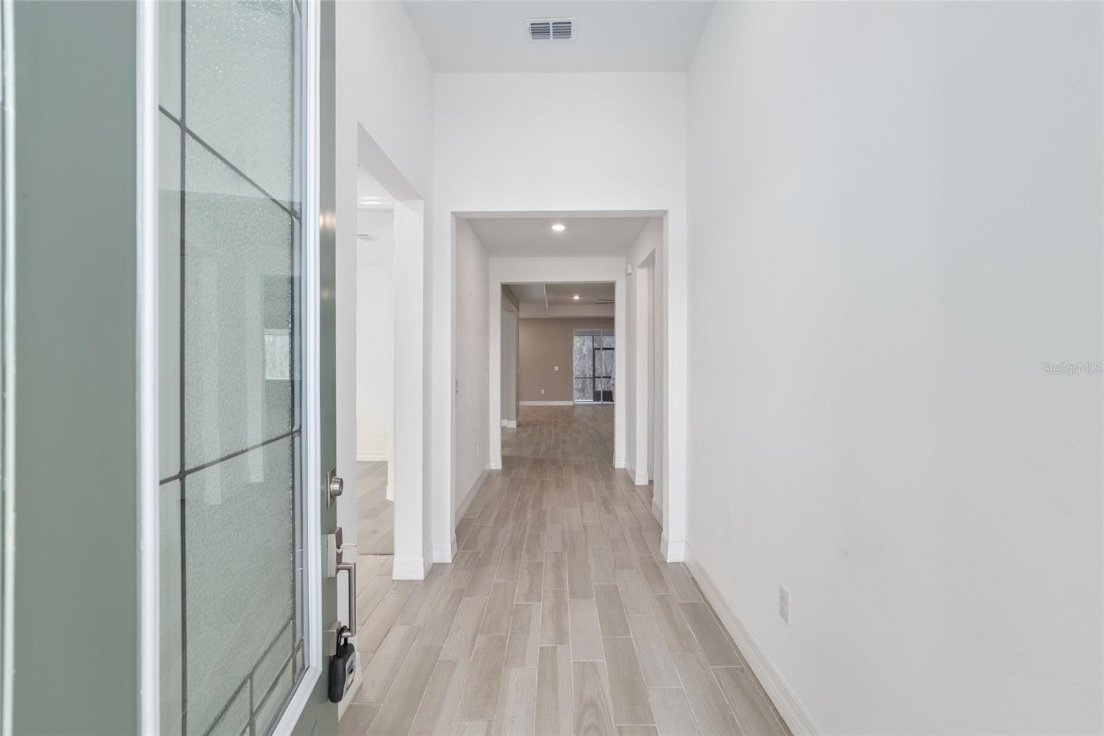 Image 4 of 75 For 4226 11 Avenue