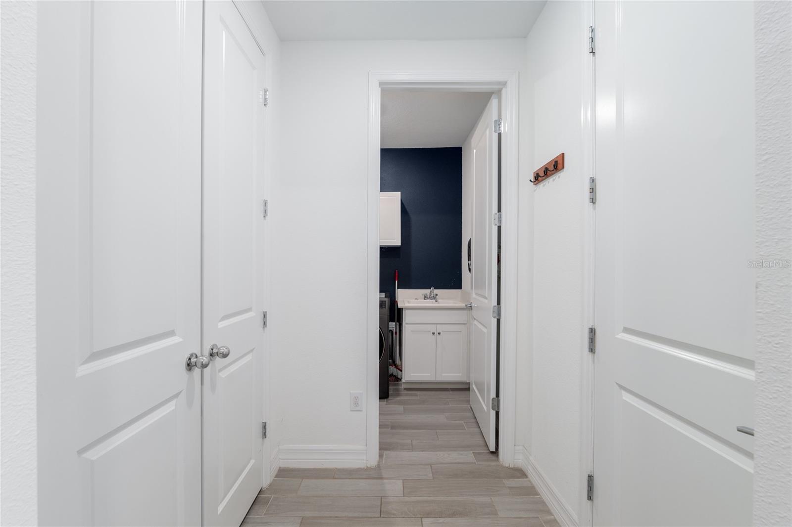 Image 50 of 75 For 4226 11 Avenue