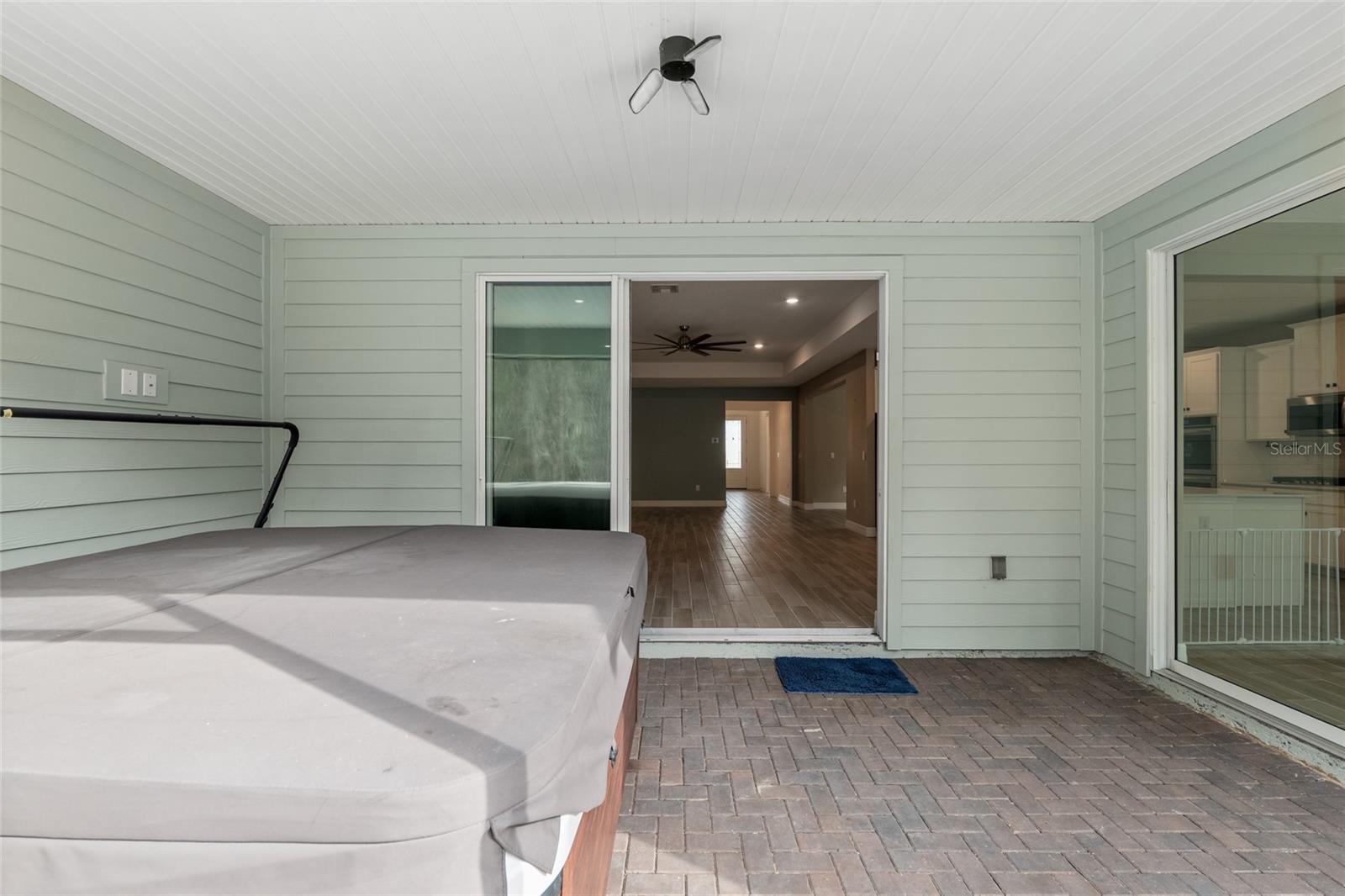 Image 56 of 75 For 4226 11 Avenue