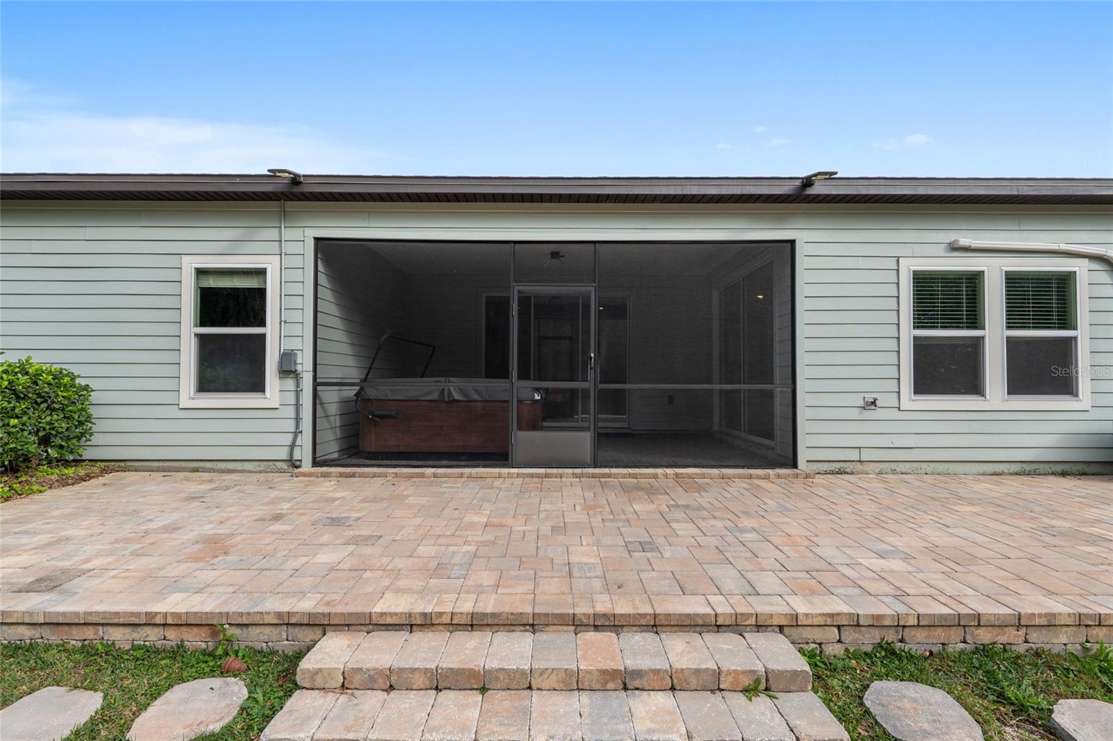 Image 60 of 75 For 4226 11 Avenue