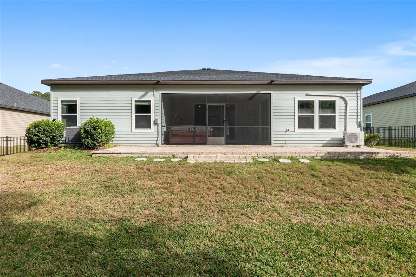 Image 64 of 75 For 4226 11 Avenue