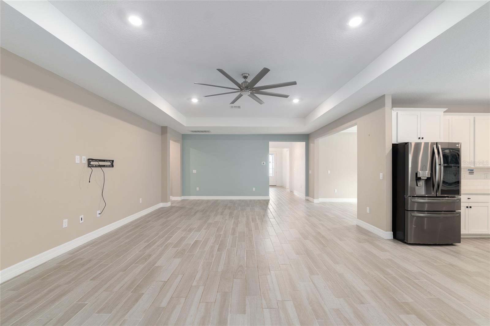 Image 9 of 75 For 4226 11 Avenue