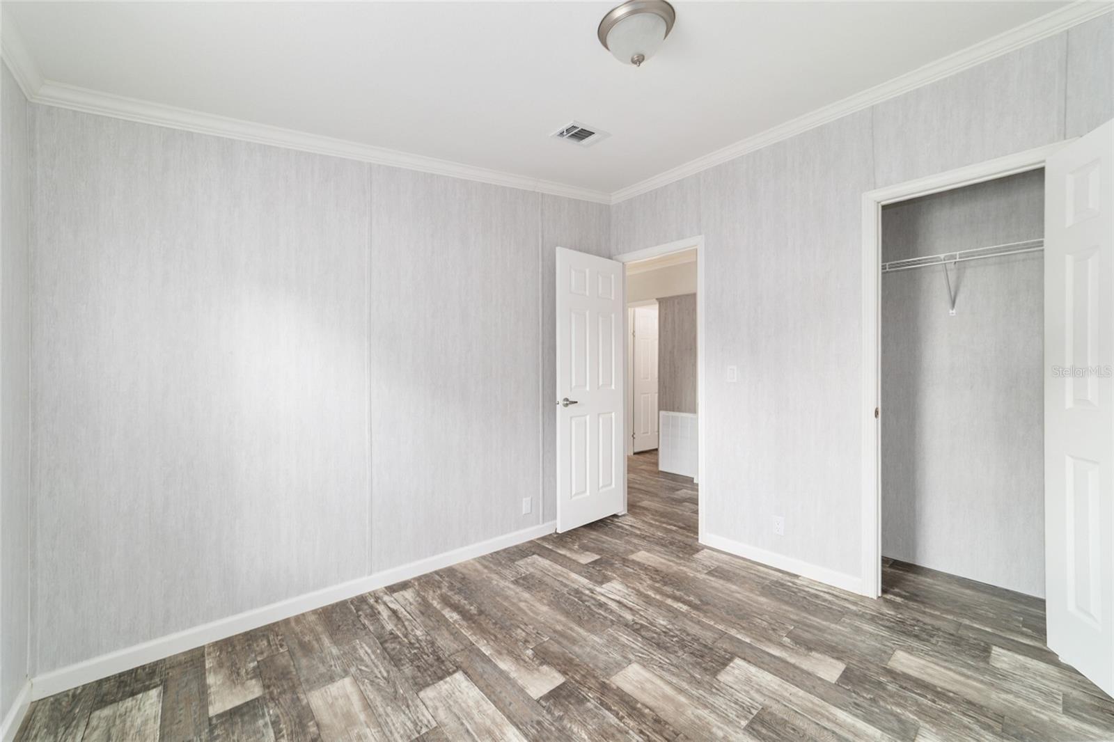 Image 21 of 33 For 13164 18th Street Road