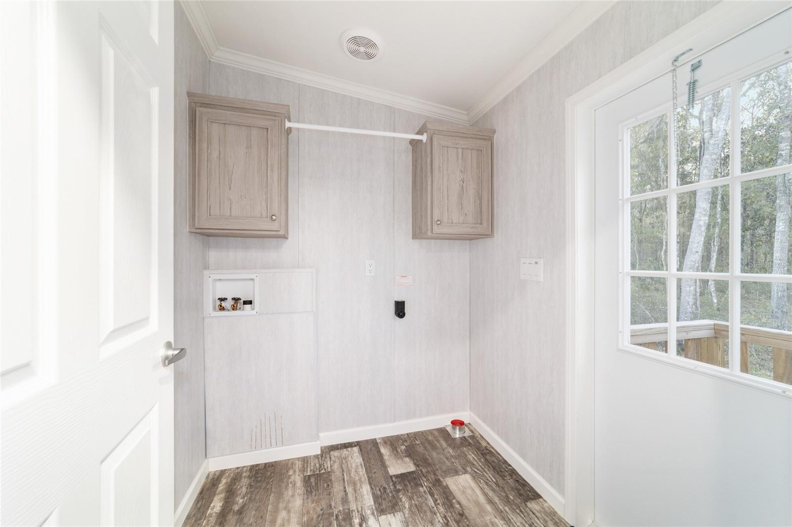 Image 24 of 33 For 13164 18th Street Road