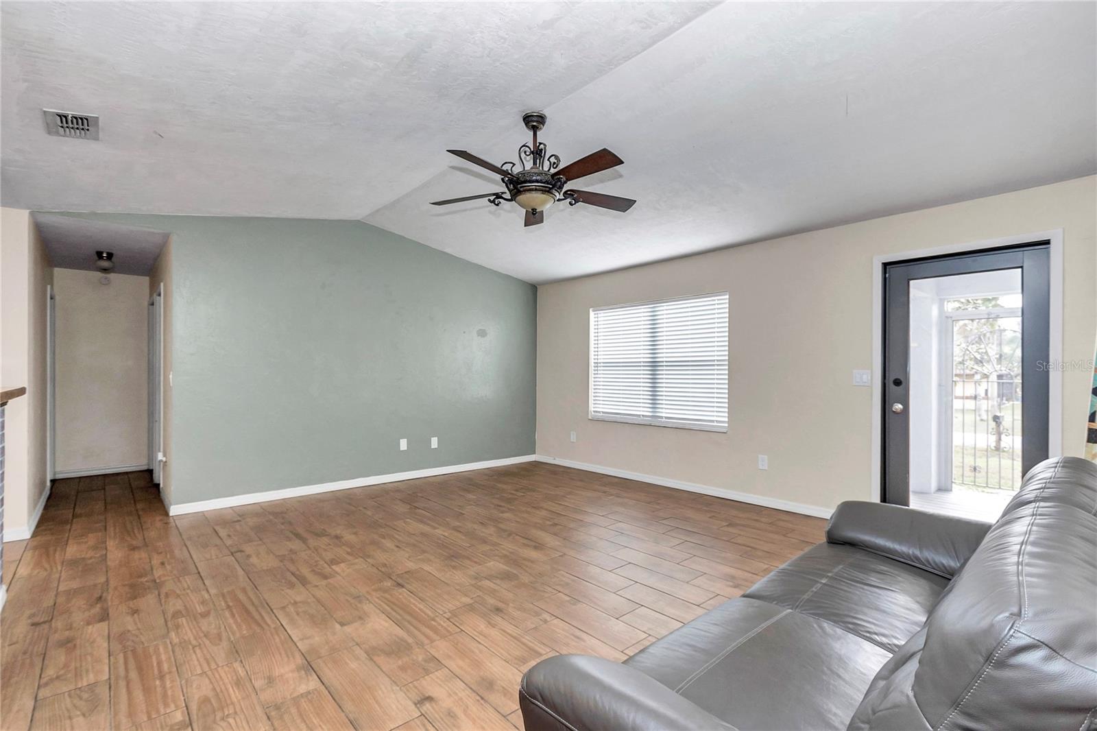 Image 5 of 30 For 20117 83rd Street