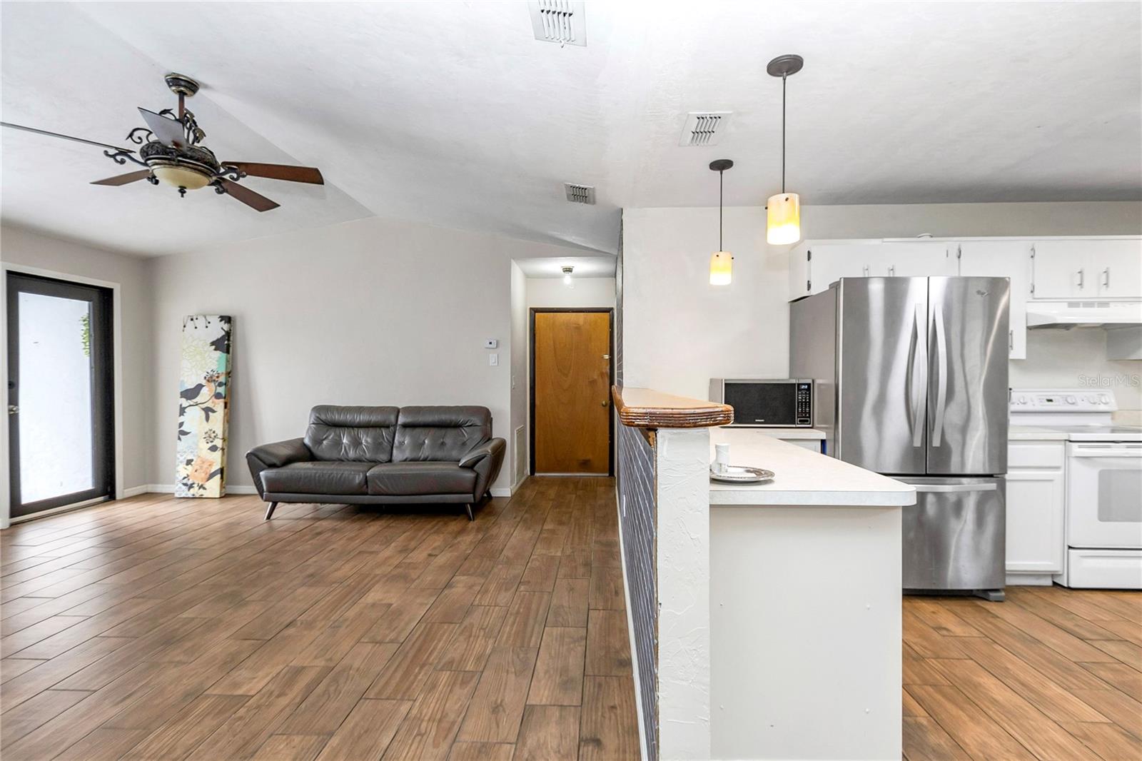 Image 6 of 30 For 20117 83rd Street