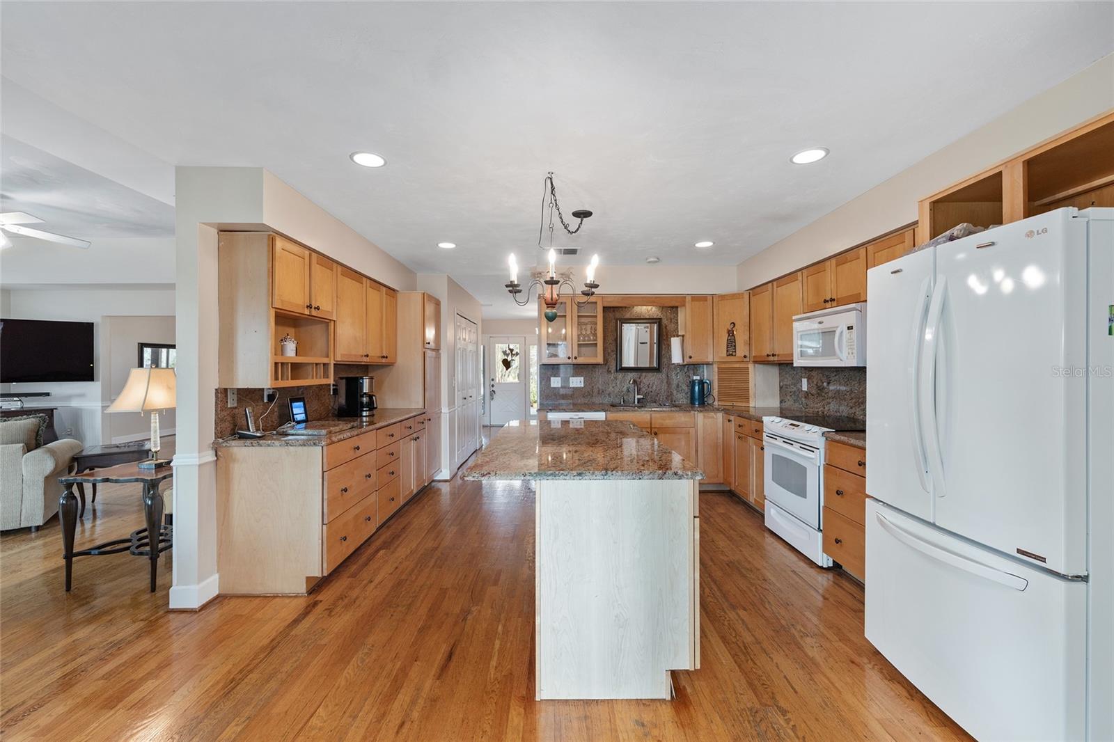 Image 16 of 78 For 15000 Hwy 318