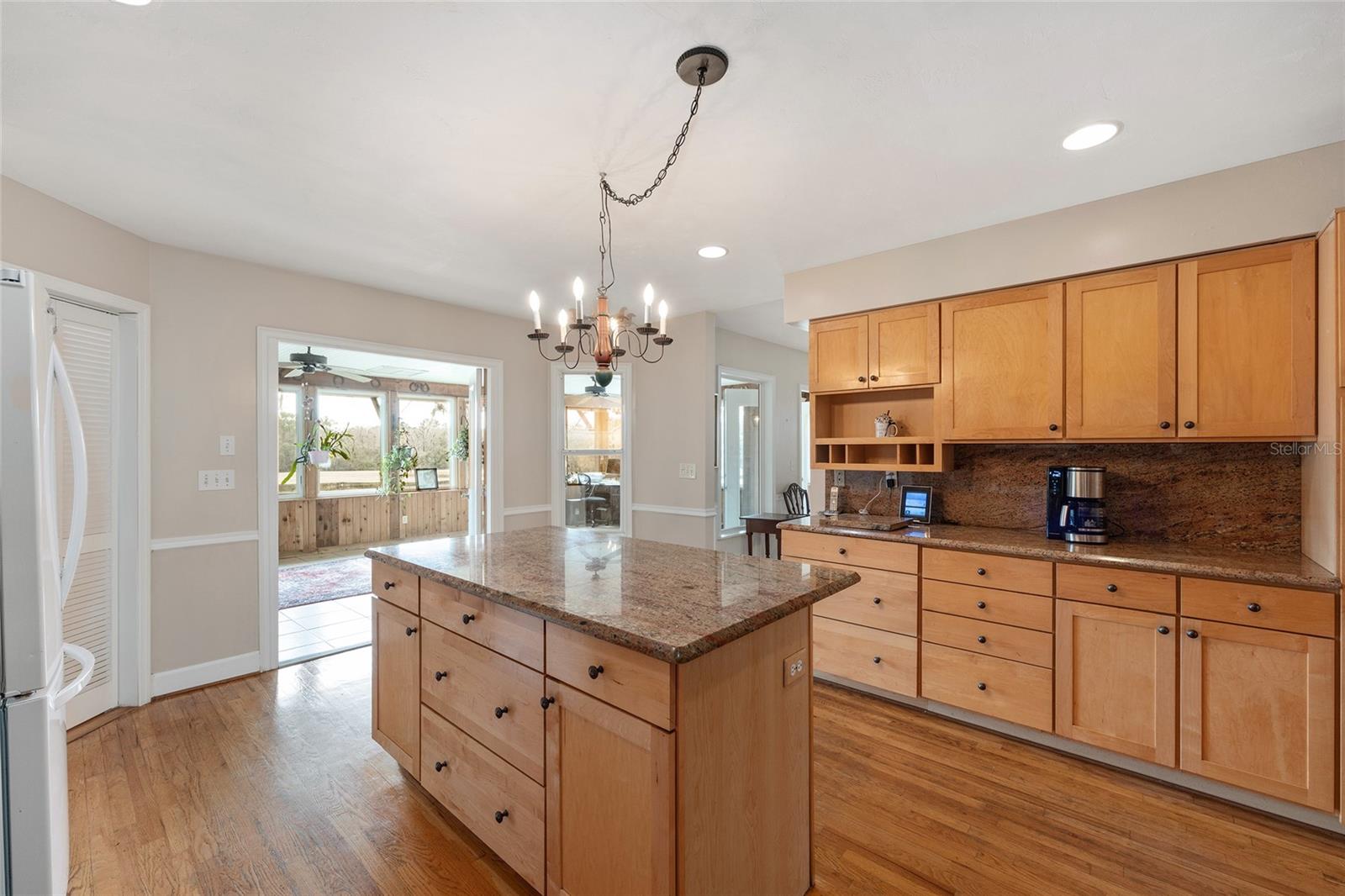 Image 17 of 78 For 15000 Hwy 318