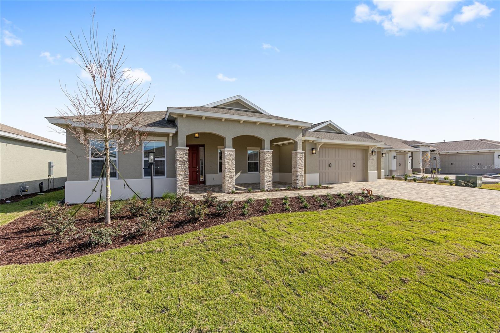 Image 5 of 39 For 8425 101st Avenue