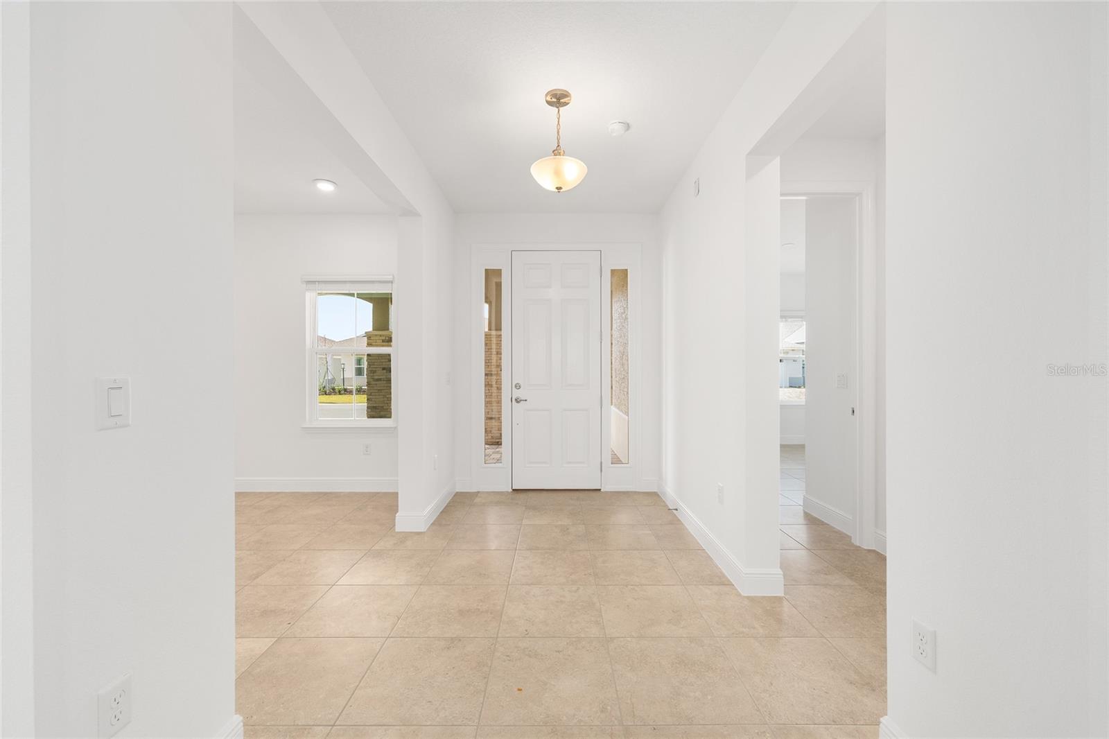 Image 9 of 39 For 8425 101st Avenue