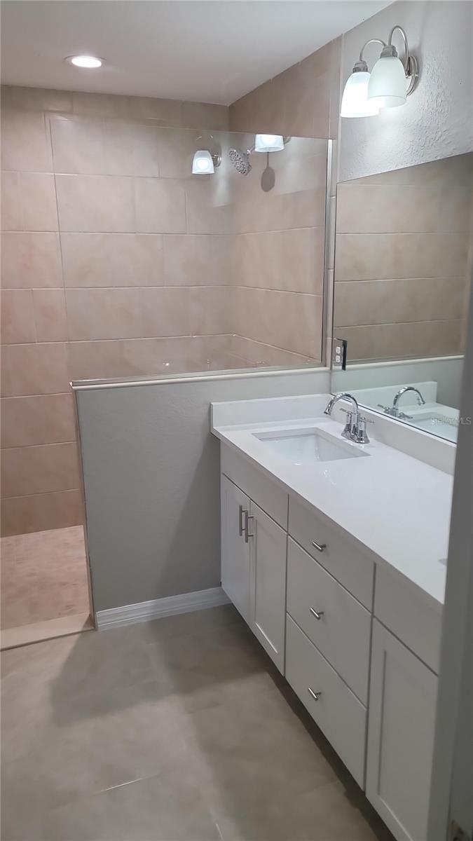 Image 4 of 20 For 5982 Matheson Drive