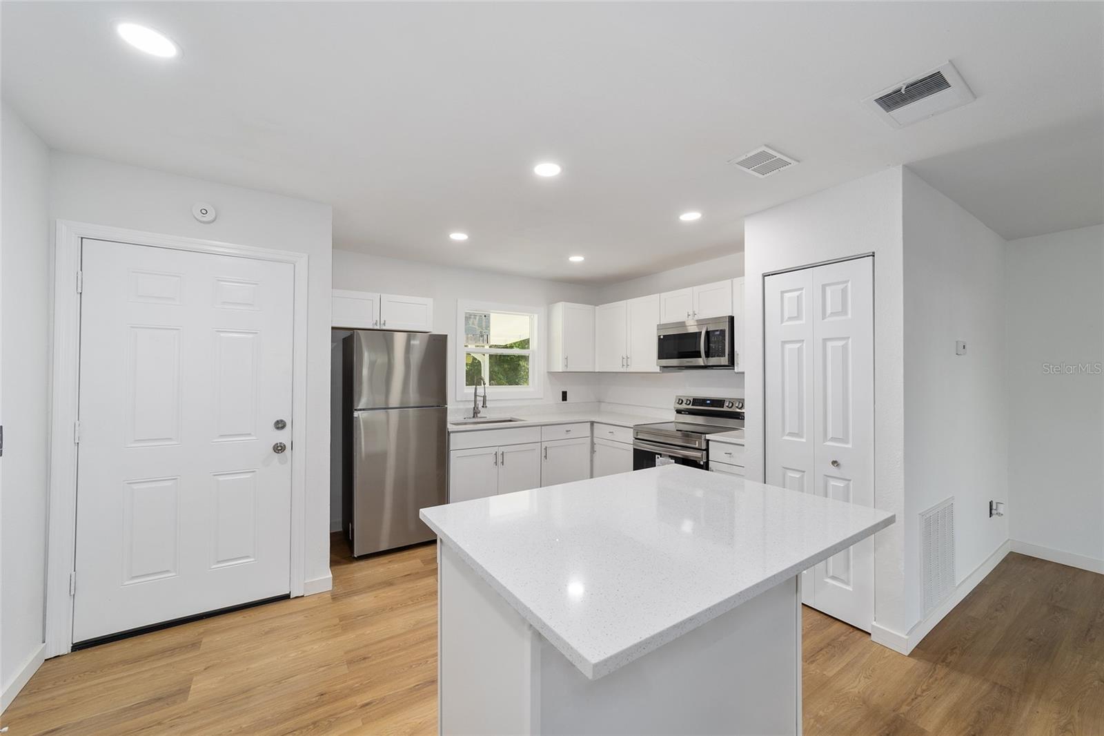 Image 16 of 47 For 7 Water Track