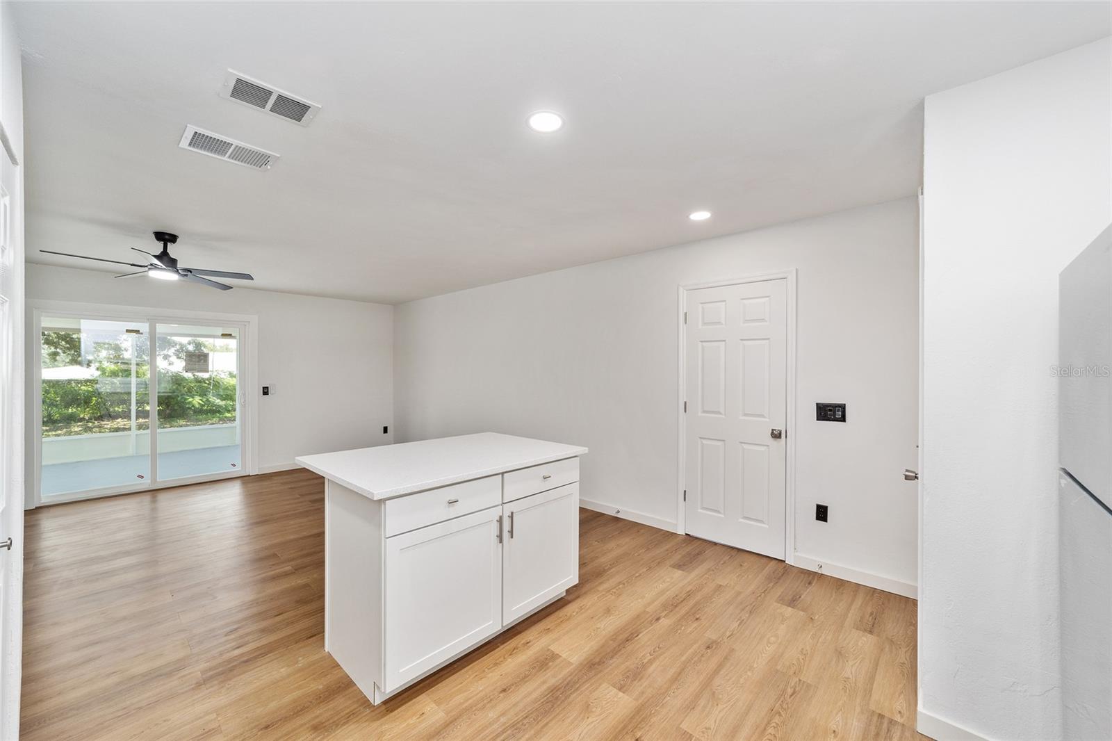 Image 20 of 47 For 7 Water Track