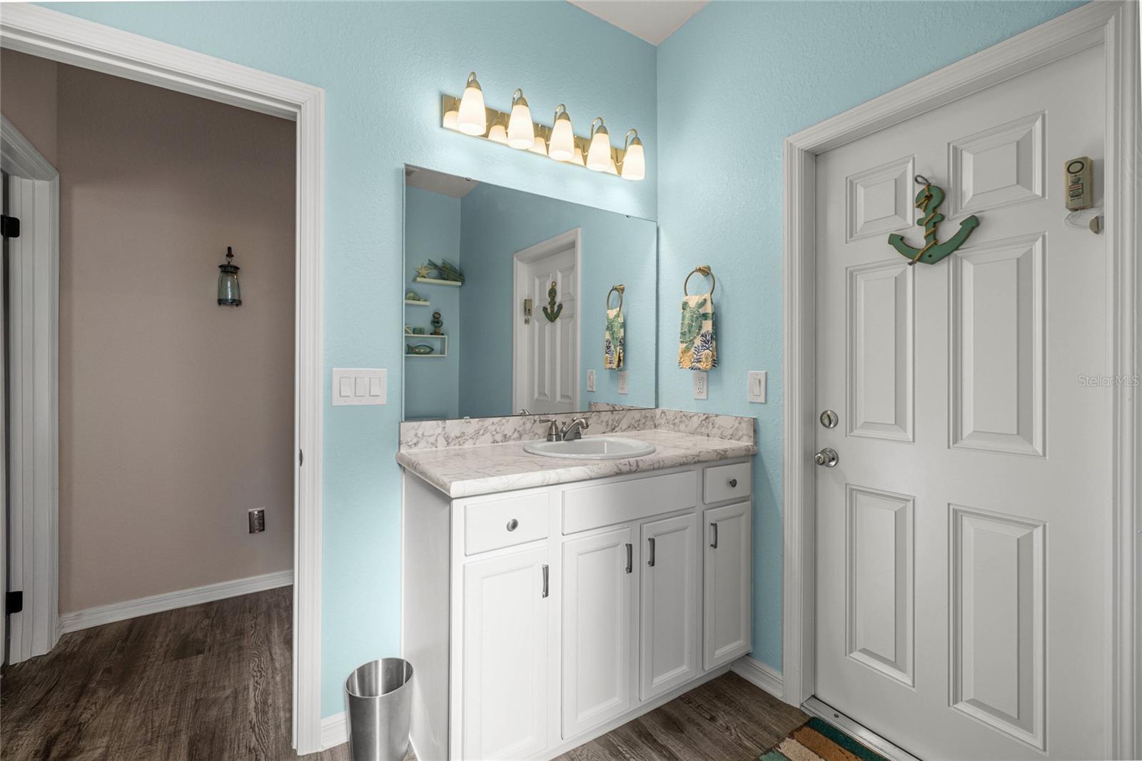 Image 27 of 37 For 8923 42nd Court