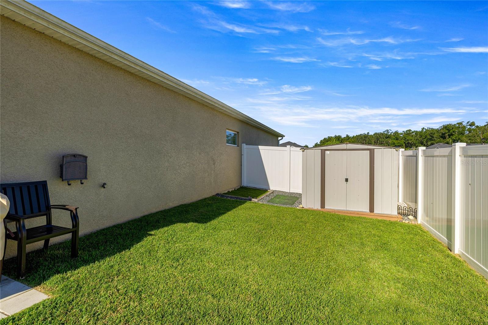 Image 7 of 37 For 8923 42nd Court