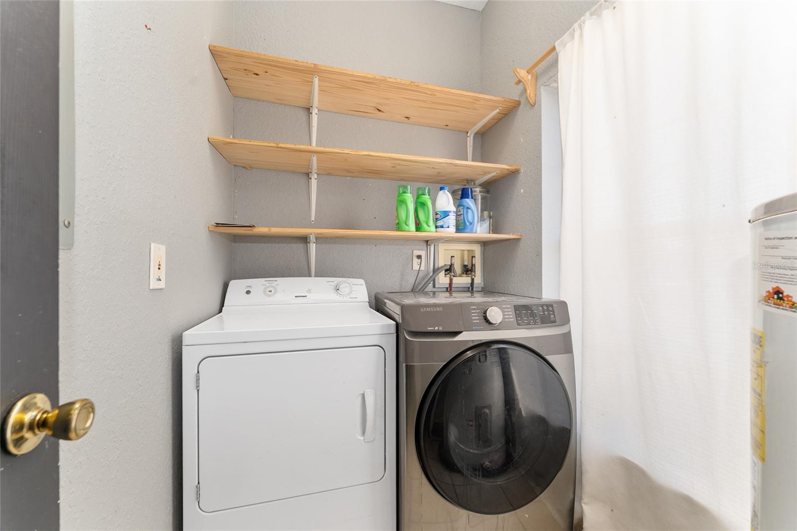 Image 19 of 44 For 855 107th Court