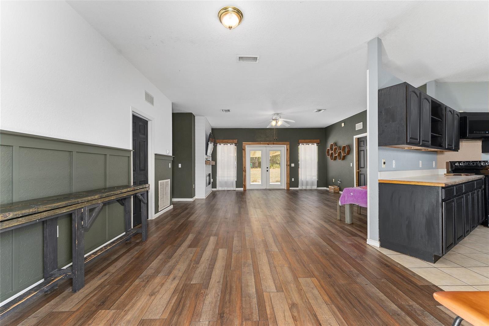 Image 5 of 44 For 855 107th Court