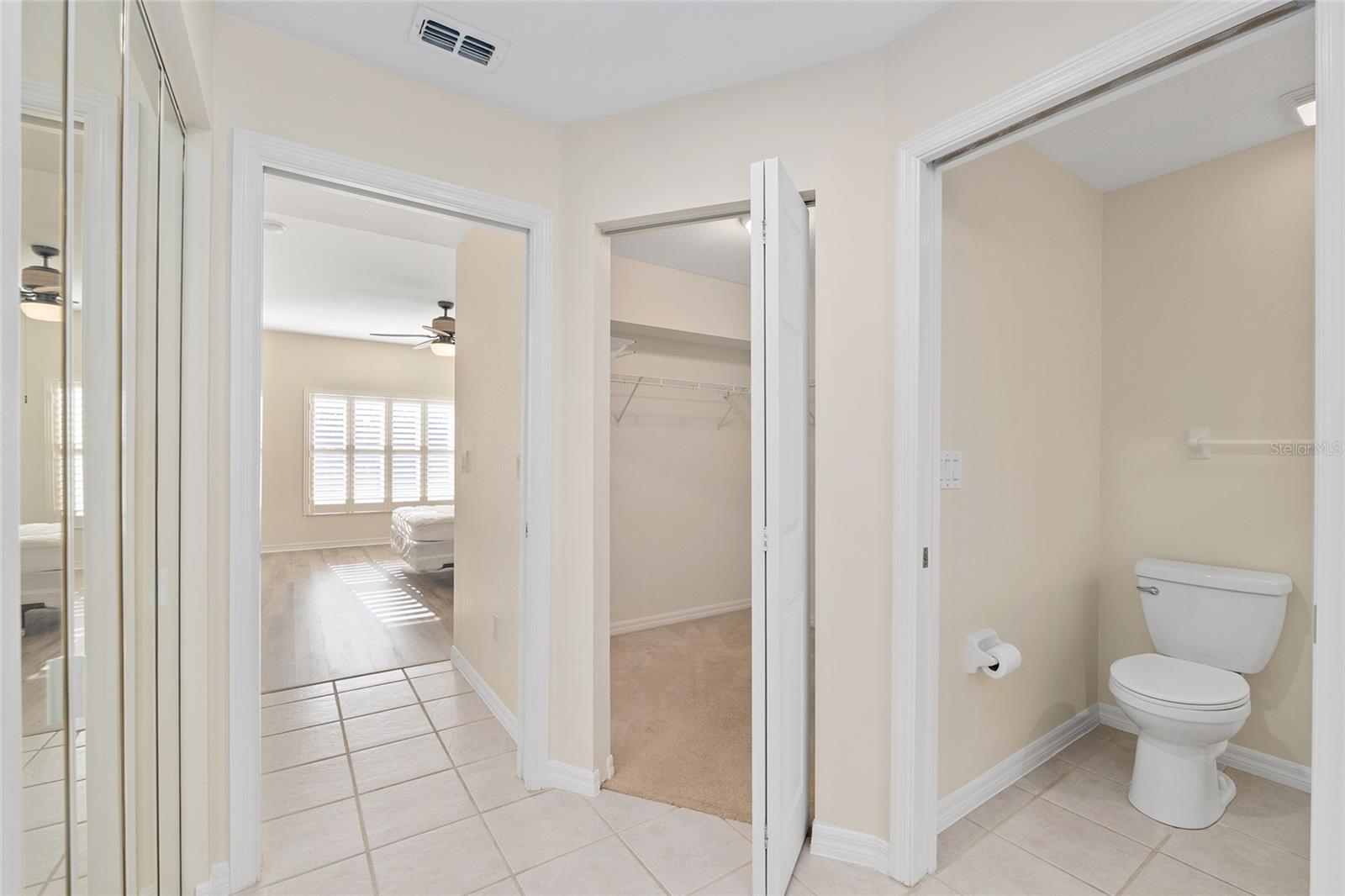 Image 31 of 52 For 5411 Admiral Way 4-101