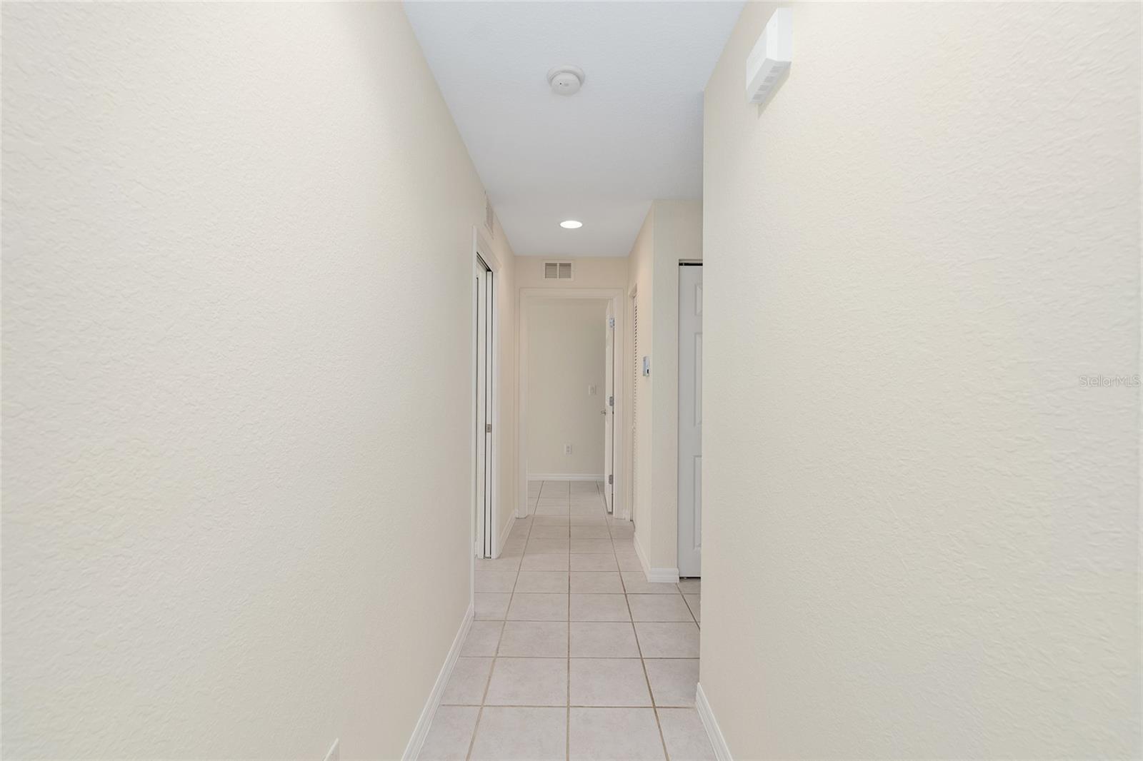 Image 40 of 52 For 5411 Admiral Way 4-101